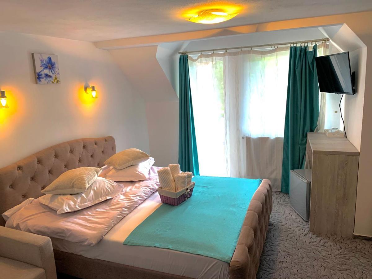 Anelisse Inn Moeciu De Sus Εξωτερικό φωτογραφία