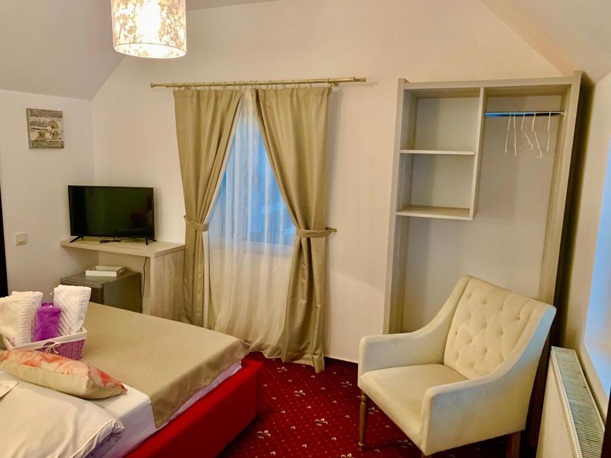 Anelisse Inn Moeciu De Sus Εξωτερικό φωτογραφία
