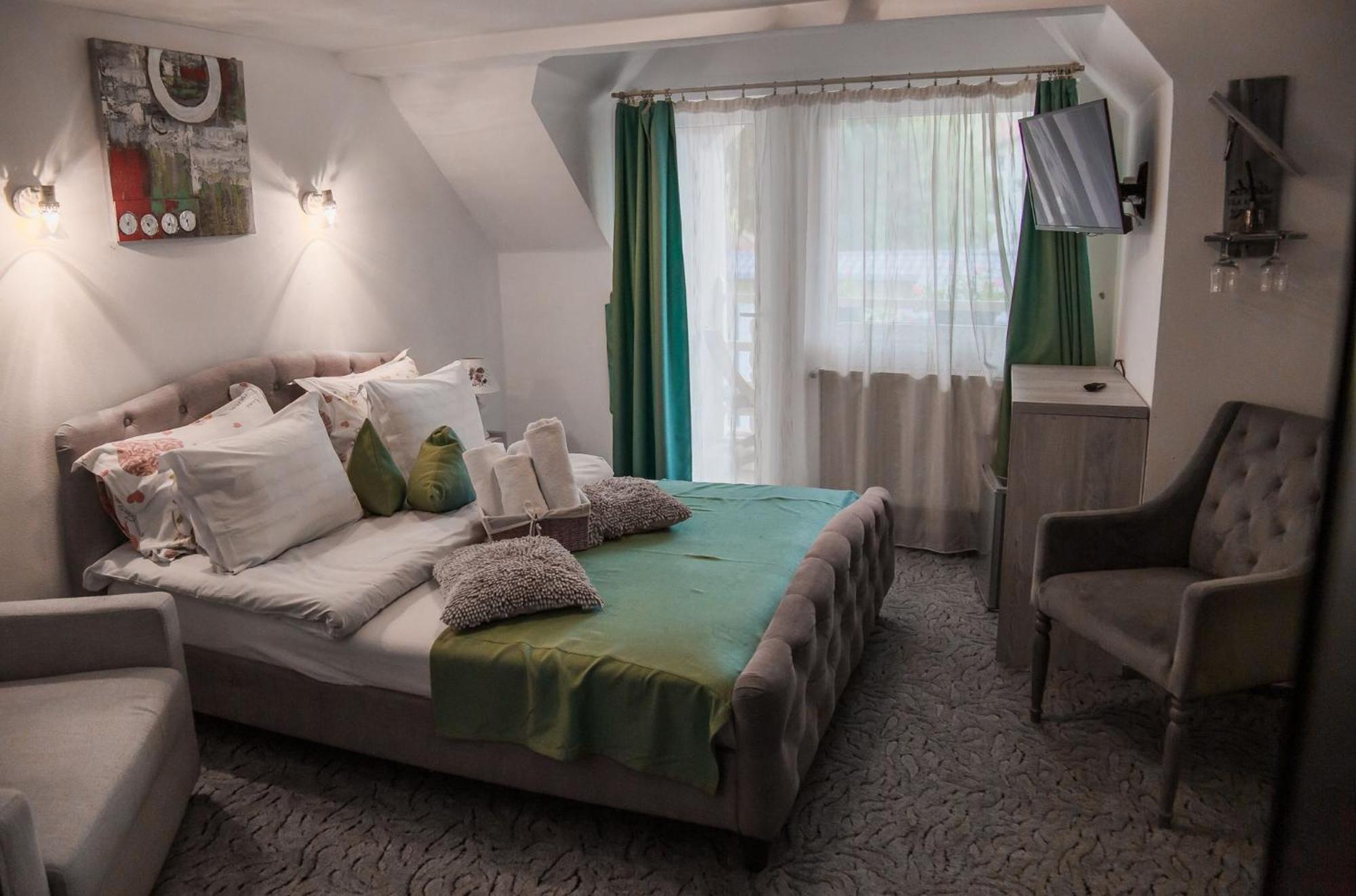 Anelisse Inn Moeciu De Sus Εξωτερικό φωτογραφία