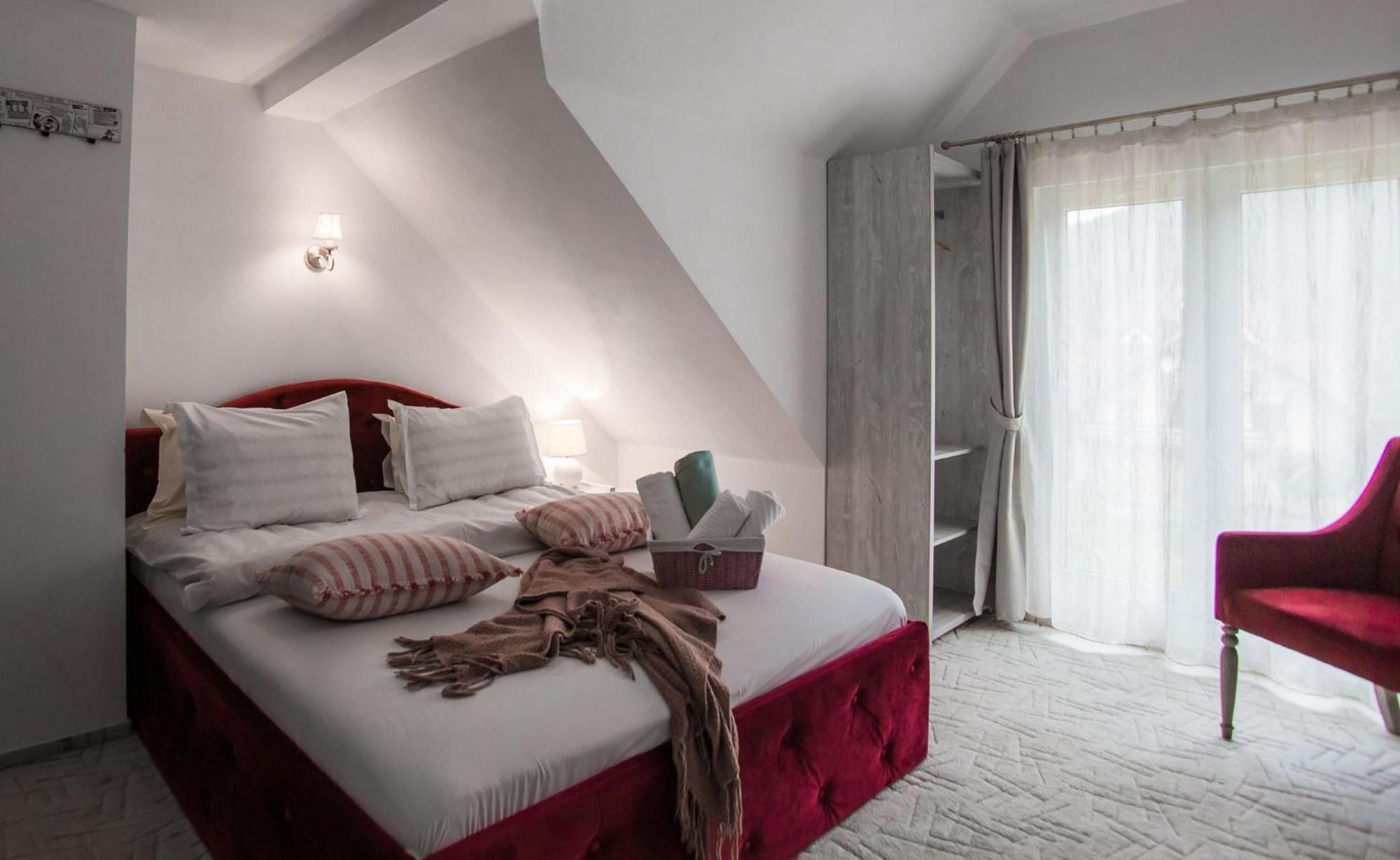 Anelisse Inn Moeciu De Sus Εξωτερικό φωτογραφία