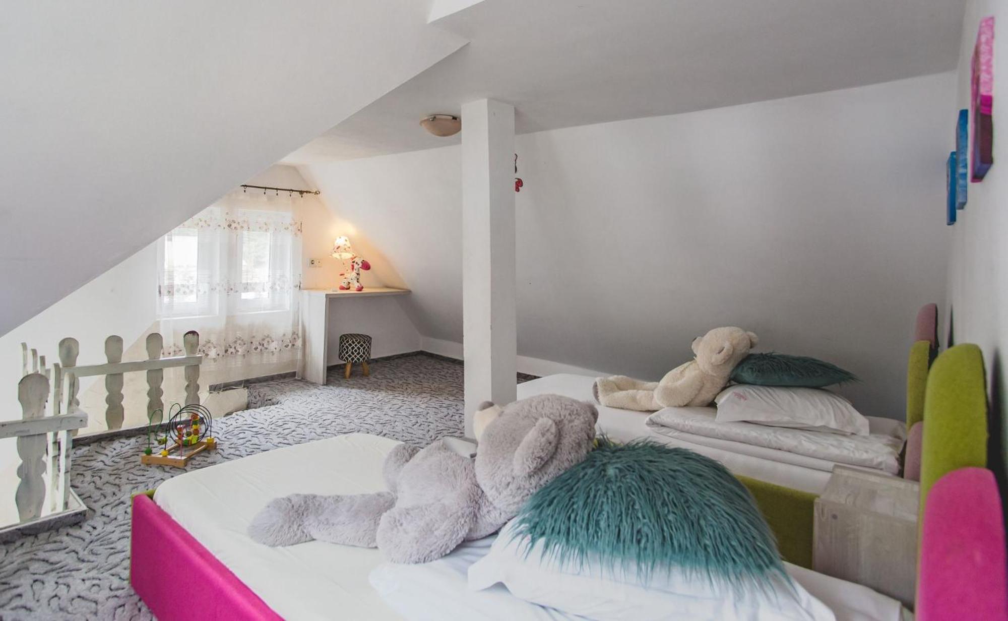 Anelisse Inn Moeciu De Sus Εξωτερικό φωτογραφία